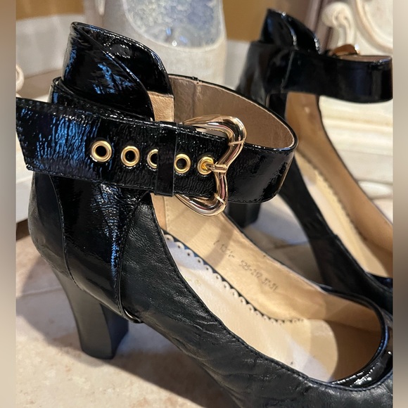 Kadandier Vintage Black Leather And Patent Leather Ankle Strap Closed Toe - Picture 9 of 12